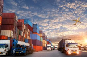 advantages-and-disadvantages-of-global-supply-chains-1920x1274
