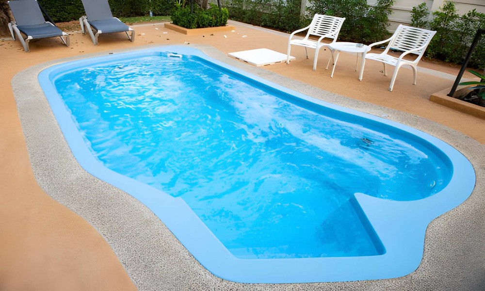 A Short Guide to Fibre-glassing A Pond or Pool